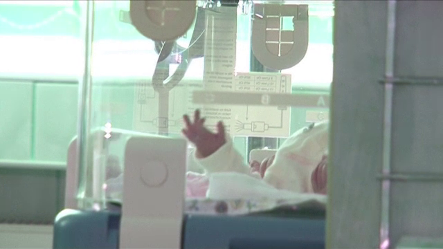 A doua ancheta la "maternitatea groazei" din Galati dupa ce o fetita de doua saptamani s-a ales cu o mana paralizata