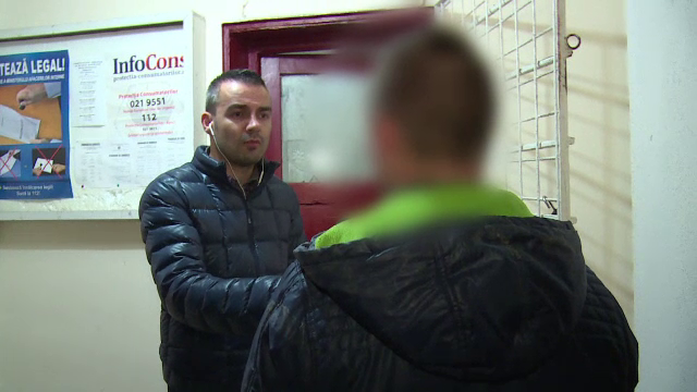 Un adolescent din Dambovita sustine ca a fost violat de prietenul lui si apoi obligat sa fure. Reactia parintilor