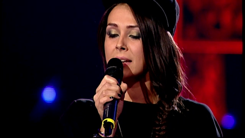 Peste 2 milioane de telespectatori au urmarit vineri duelurile de la "Vocea Romaniei". Cine este singura concurenta salvata