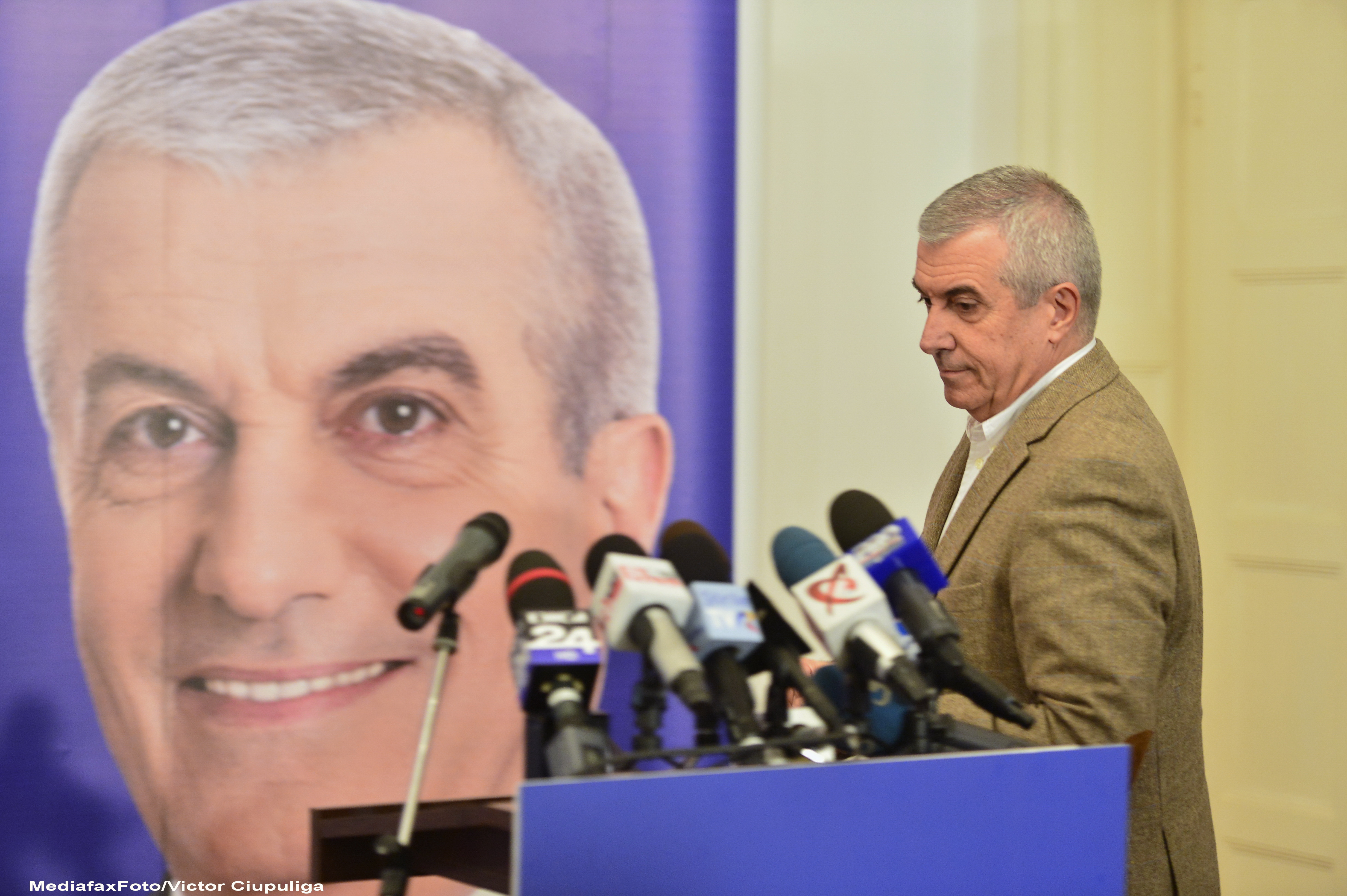 "USL traieste". Calin Popescu Tariceanu anunta refacerea USL, prin inlocuirea PNL cu PLR, chiar inainte de alegeri