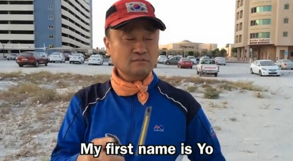 Acest barbat curata zilnic strazile. Politistii au ramas uimiti cand au aflat cati bani are de fapt! VIDEO