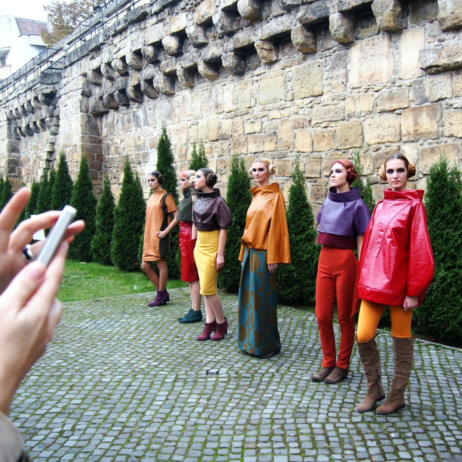 Colectia de rochii, Calendar, a designerului Calina Langa a fost prezentata la Cluj-Napoca