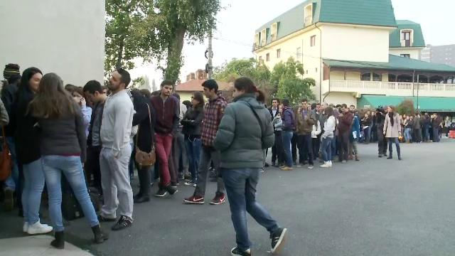 Guvernul a aprobat hotararea prin care studentii au doua zile de vacanta, in turul 2 al alegerilor
