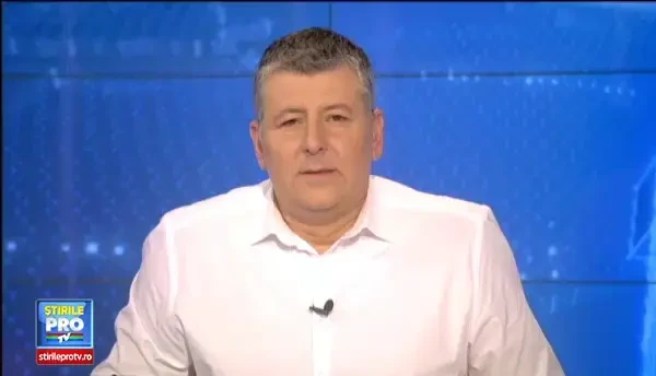 Un american autoproclamat imblanzitorul de aligatori a fost arestat. Barbatul s-a filmat in timp ce saruta reptilele