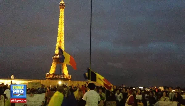 YES LA VOT. Sute de romani au protestat la Paris. Tanara serioasa, caut sectie de votare pentru intalnire rapida si torida