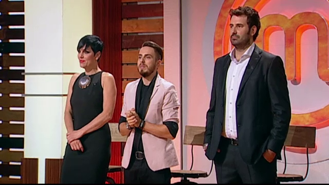 MASTERCHEF, SEZONUL 5. Cel mai simplu test sub presiune le-a dat mari batai de cap concurentilor. Cine a parasit competitia