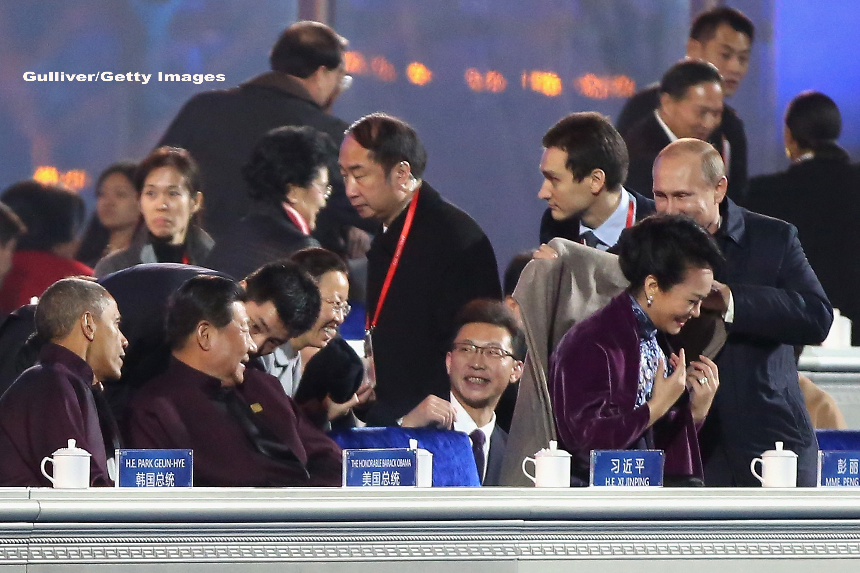 Foreign Policy: Vladimir Putin a flirtat cu sotia presedintelui Chinei. Imediat, cenzura a explodat in China. FOTO si VIDEO