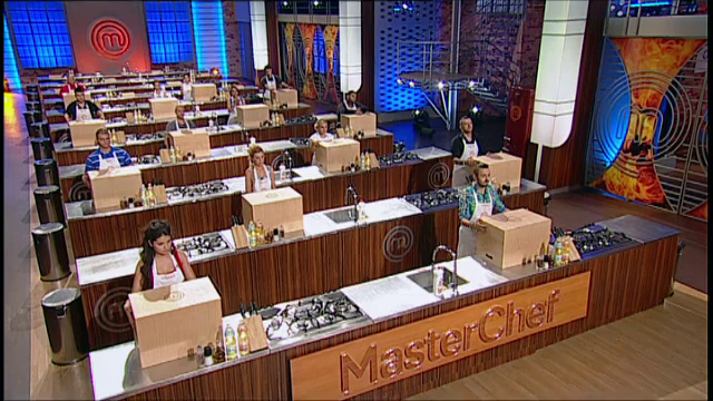 MASTERCHEF, SEZONUL 5. Cea mai dulce proba le-a lasat concurentilor un gust amar. Cine a parasit competitia
