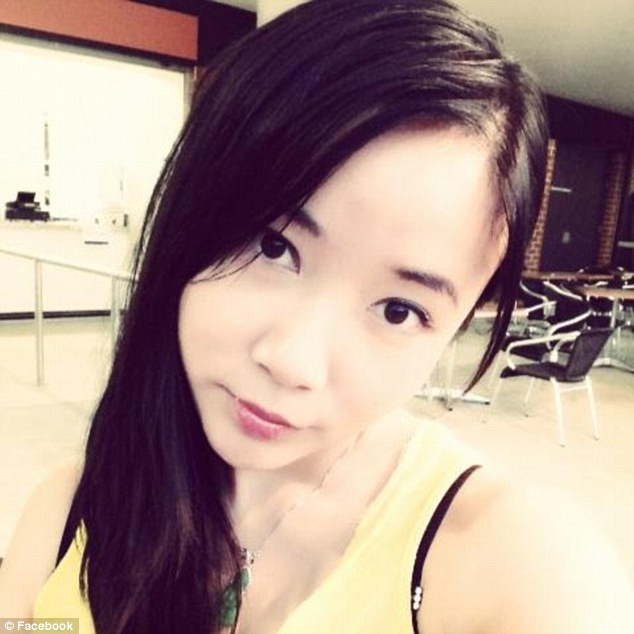 O femeie castiga 160.000 de dolari pe an din indolenta studentilor. Pentru ce ii platesc acestia sume de 1.000 de euro