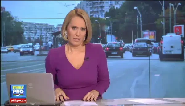 Soferita, jefuita la semafor de doi barbati abia iesiti din inchisoare. Metoda dupa care au actionat