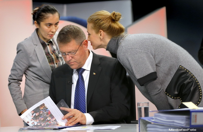 Klaus Iohannis, Victor Ponta - 1