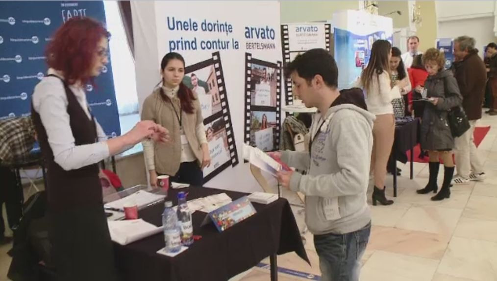 Peste 2.000 de locuri de munca vacante din strainatate sunt puse la dispozitie pentru romani