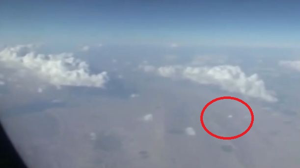 Ce a vazut un pasager cand s-a uitat pe geamul avionului. Imaginile au devenit imediat virale. VIDEO