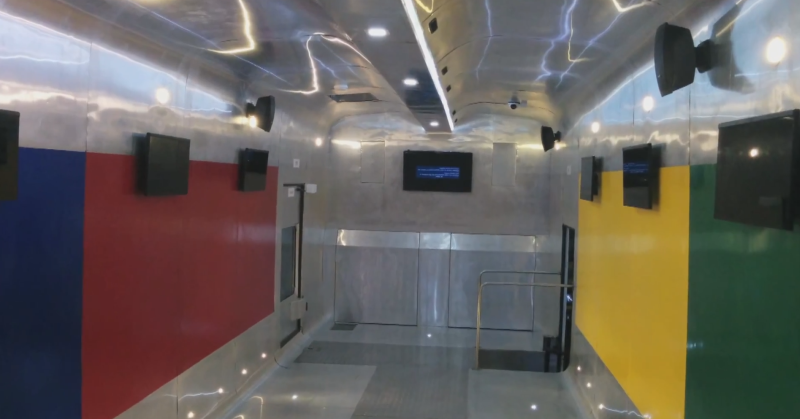 "Google Bus Bangladesh" a pornit la drum. Peste jumatate de milion de oameni vor fi conectati la internet prin noul proiect