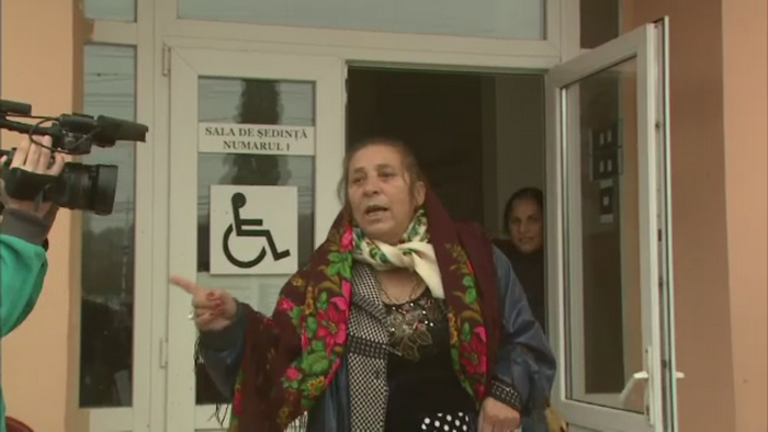 Circ si blesteme la Tribunalul Ilfov. "Vrajitoarele" din procesul Oanei Zavoranu s-au acuzat reciproc