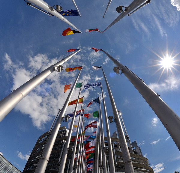 Una dintre cele mai mari puteri se gandeste sa iasa din UE. "Atentie, milioane de cetateni ar intra in ilegalitate"