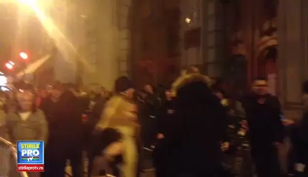 Coada la alegeri prezidentiale in Paris