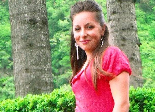 Doi parinti din judetul Alba sunt disperati. Fiica lor de 17 ani este data in urmarire, dupa ce a disparut de acasa