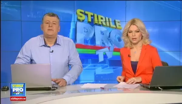 Incendiu devastator la o fabrica de mezeluri din Pitesti. Doi pompieri s-au salvat in ultima secunda