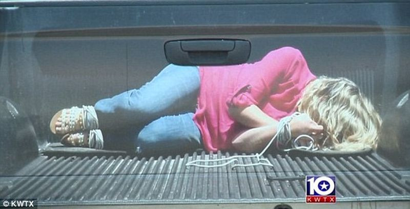 O camioneta surprinsa in trafic a alertat autoritatile si a speriat mai multi oameni. “Rapirile sunt o problema serioasa"