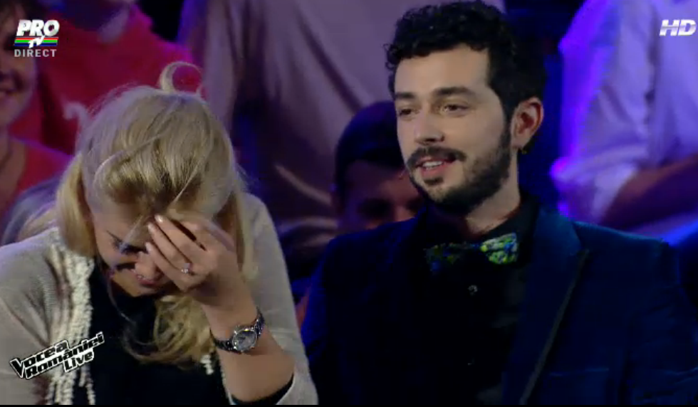 Marius Moga se insoara. Antrenorul a facut anuntul in direct, la "Vocea Romaniei": "In public se afla logodnica mea"