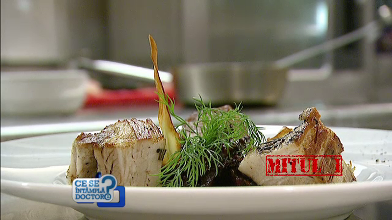 "Ma ingrasa painea" sau "Nu ma satur fara putina carne la masa". 5 mituri alimentare, discutate de medicii nutritionisti