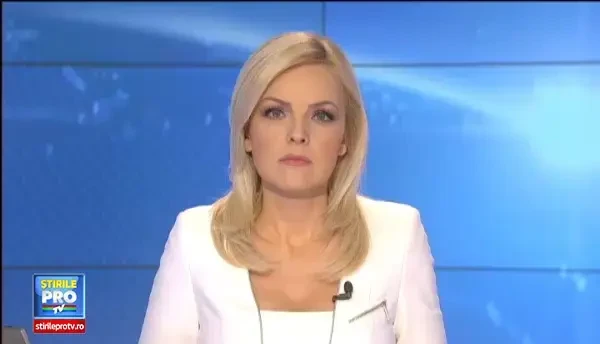 Un tanar care lucra la izolarea unui bloc a murit, dupa ce a cazut de la etajul 7. Barbatul nu purta echipament corespunzator