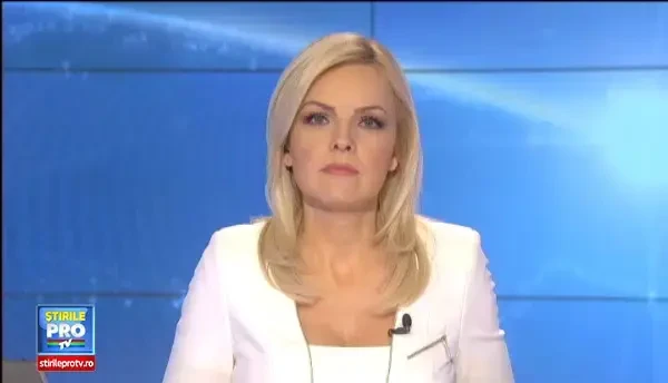 S-a urcat intr-o masina furata si a fugit de politie. Urmarirea a avut insa un final neasteptat pentru femeia aflata la volan