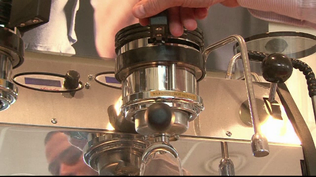 Italienii au creat primul espresor de cafea spatial. Cum arata inventia care ii va trezi zilnic pe astronauti