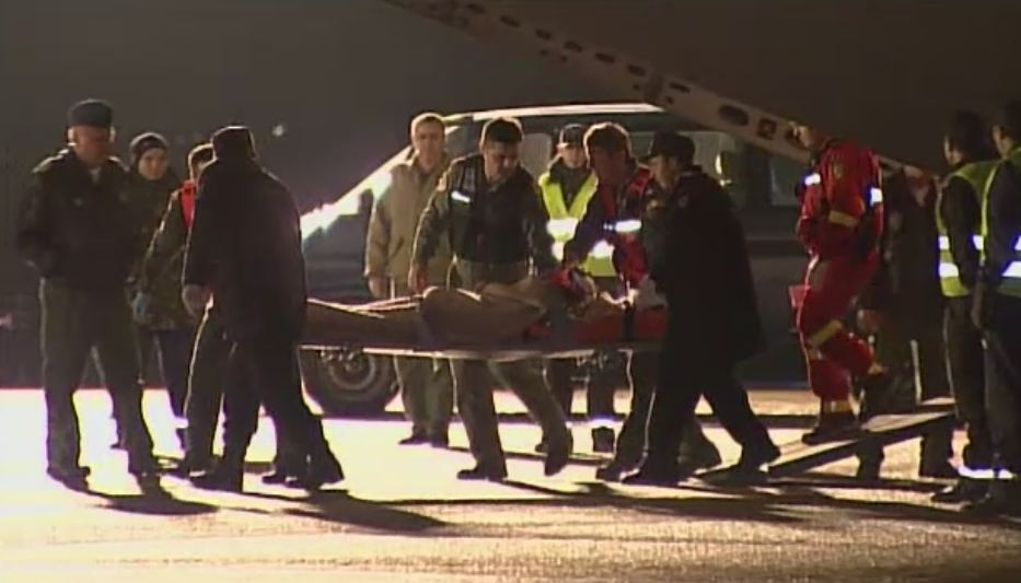 Unul dintre militarii raniti in tragedia aviatica din Sibiu a fost supus unui transplant de piele. Are arsuri profunde