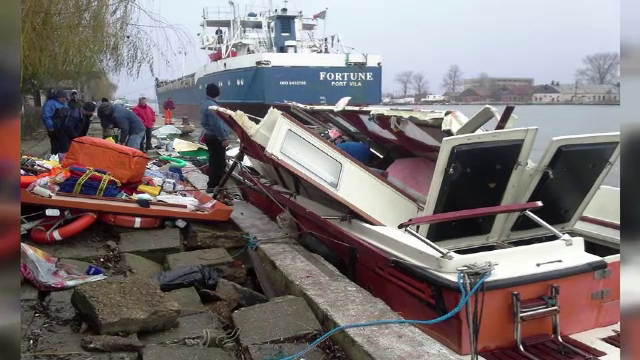 Grav accident pe Dunare, la Sulina. Doua ambulante navale au fost distruse de un vapor