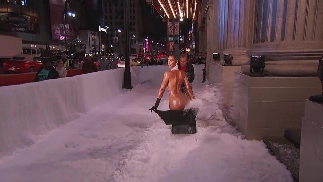 Cea mai buna caterinca cu Kim Kardashian: Cum si-au imaginat americanii ca ar putea fi folosit celebrul posterior al vedetei. VIDEO