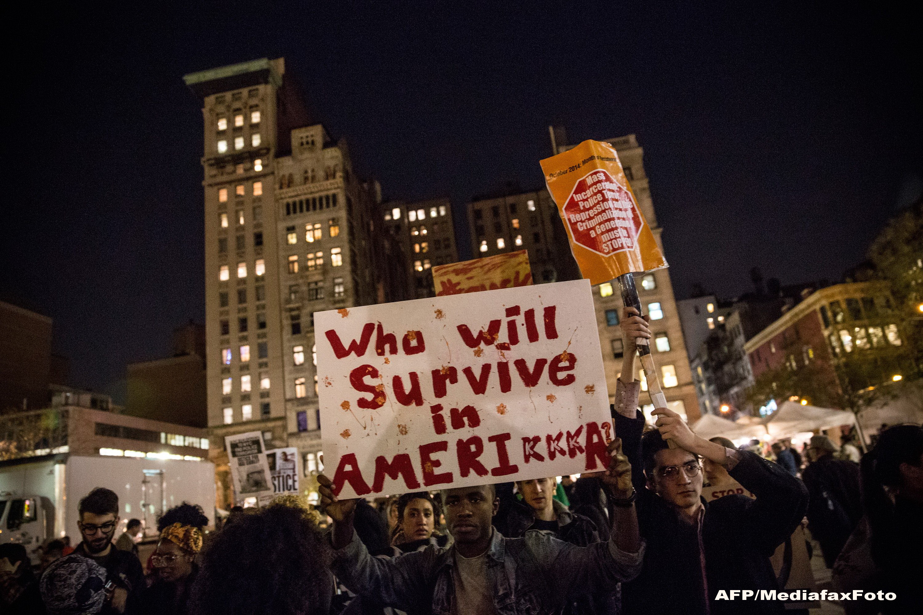 Violente in orasul Ferguson