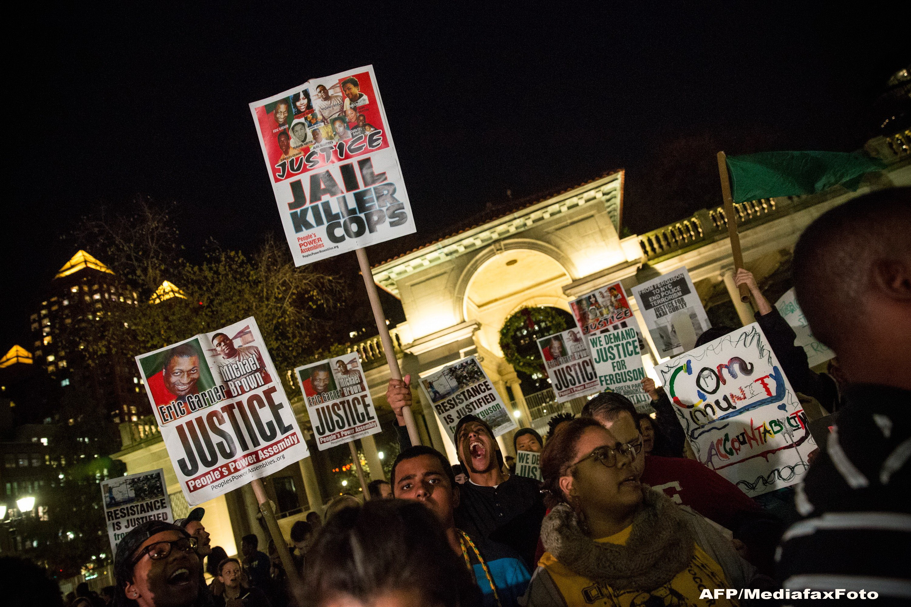 Violente in orasul Ferguson