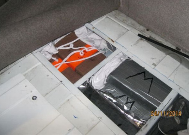 O femeie din Anglia a ales sa isi trateze boala, tinnitus, cu cocaina si alcool. Ce s-a intamplat cand nu a auzit alarma