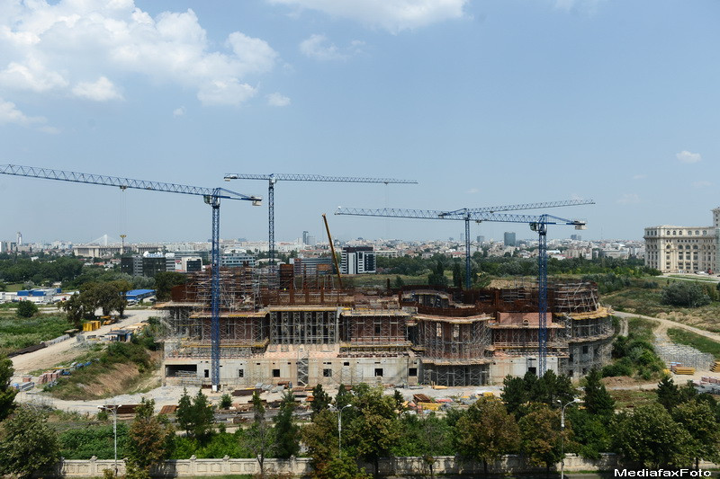 Un obuz din al Doilea Razboi Mondial a fost descoperit pe santierul Catedralei Neamului