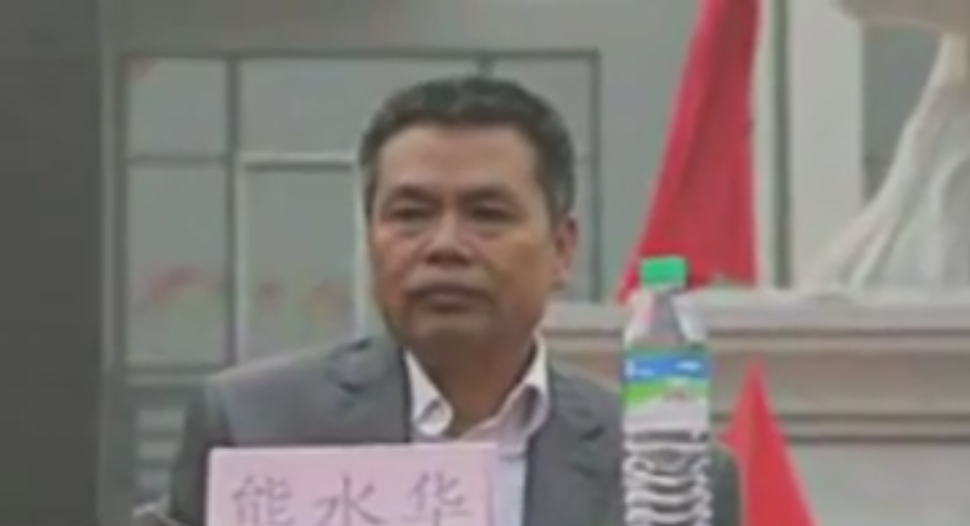 Un chinez milionar in dolari a daramat un intreg cartier din orasul sau natal. Ce a facut apoi e un exemplu de generozitate