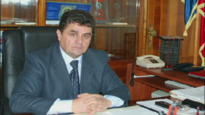 Perchezitii DNA in Teleorman. Fostul prefect Teodor Nitulescu, suspectat de evaziune fiscala si trafic de influenta