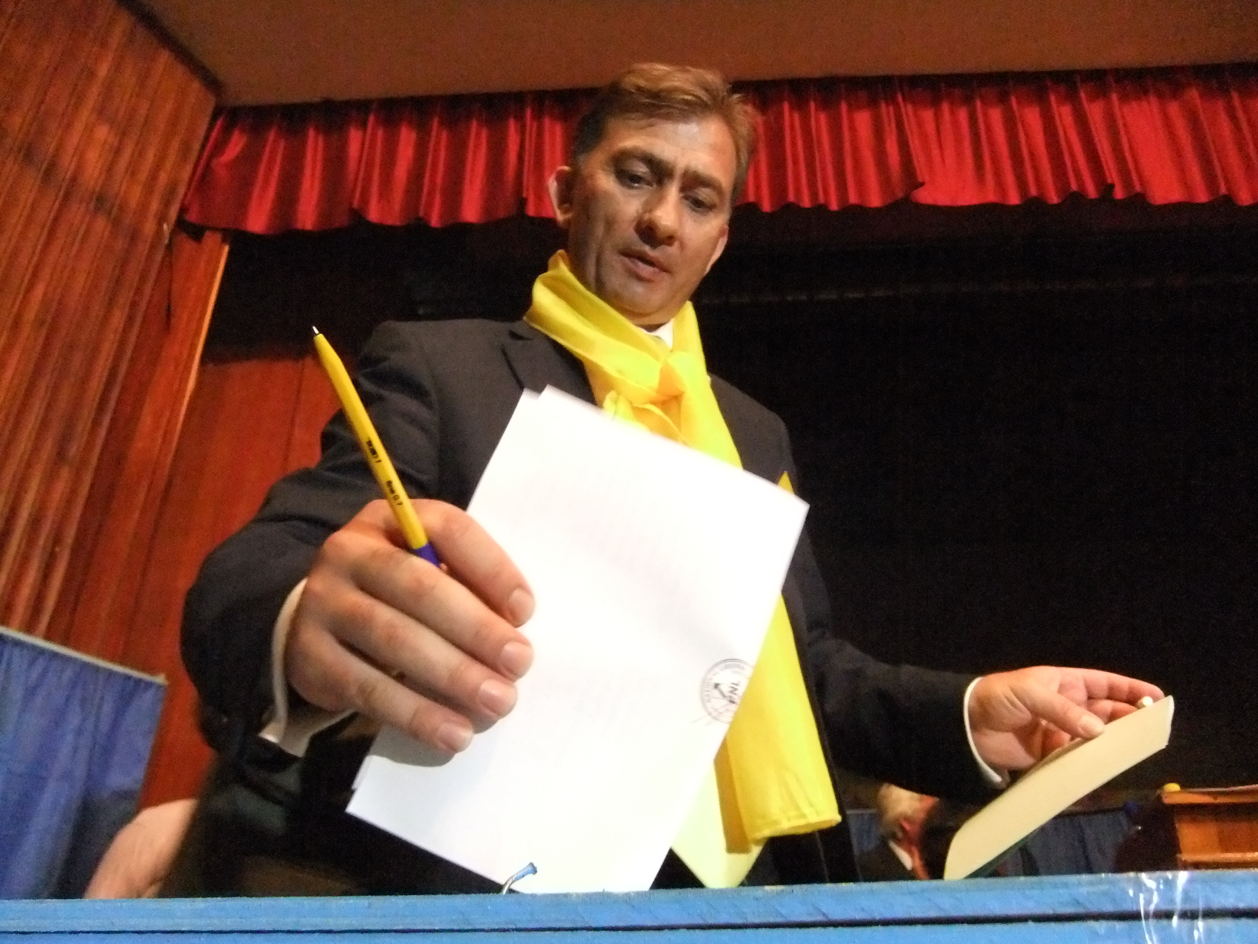 Senatorul PNL Dian Popescu, condamnat la cinci luni de inchisoare cu suspendare pentru complicitate la abuz in serviciu