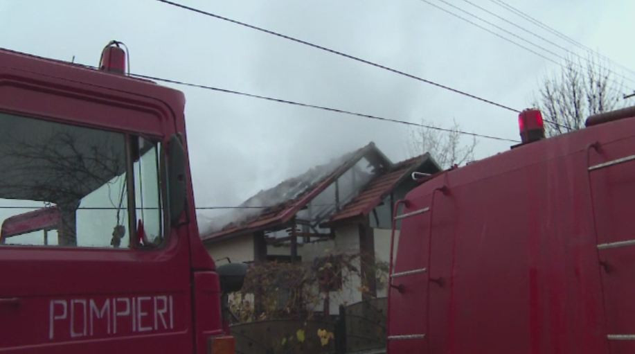 Romania, tara in care casele ard pentru ca apa ingheata in masinile pompierilor. Este povestea unei femei din Gorj