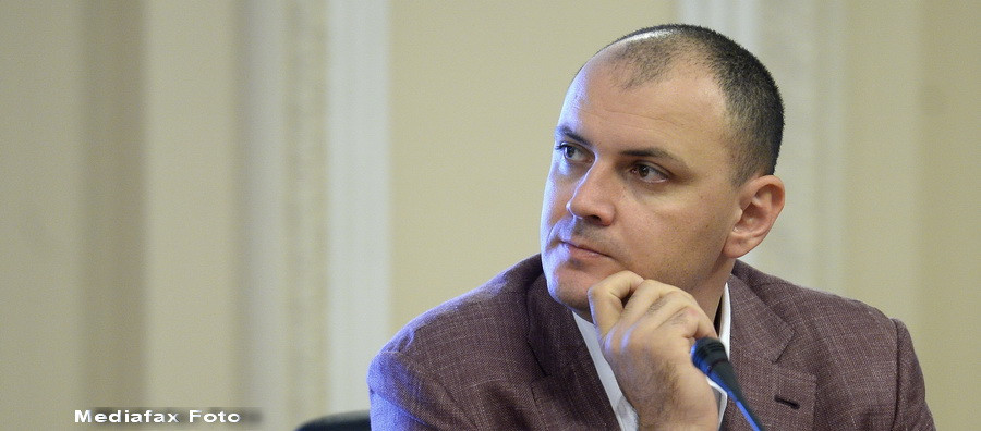 Sebastian Ghita, la DNA Ploiesti: "Am venit cu mandat, am primit citatie. Nu cunosc mai multe detalii"