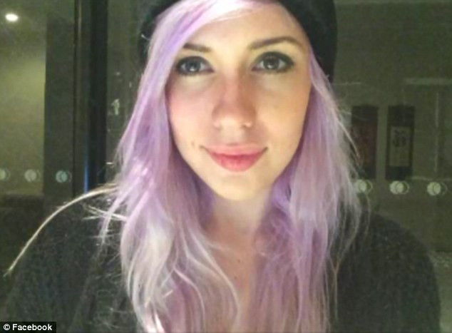 Reactia unei tinere jurnaliste dupa de a primit amenintari pe Facebook de la cativa adolescentii. FOTO