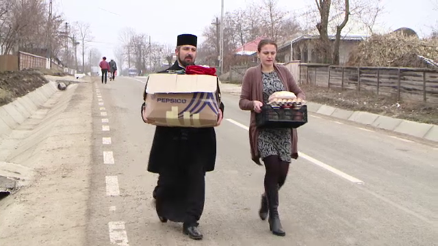 Deviza unui preot din Botosani, care si-a propus sa hraneasca toti sarmanii din sat. "Doar a-ti fi mila nu este de ajuns"