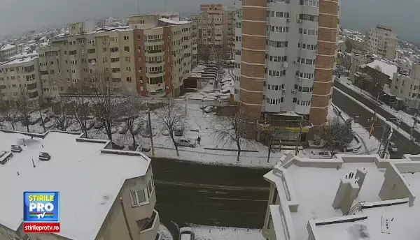 Orasul Constanta, acoperit de stratul de zapada cazut sambata spre duminica. Imaginile surprinse cu o DRONA. VIDEO