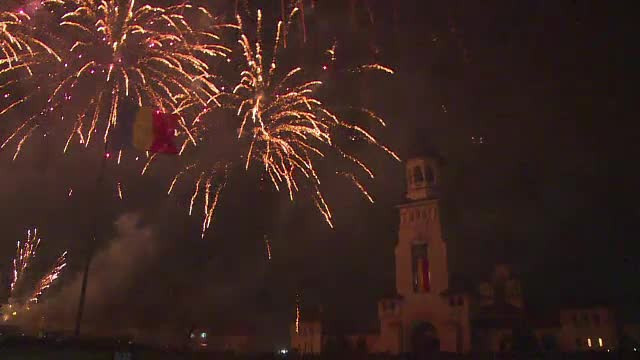 Un american a murit de Ziua Independentei incercand sa lanseze artificii de pe cap