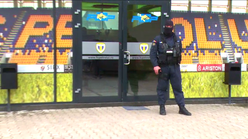 Patronii clubului de fotbal Petrolul Ploiesti raman in arest preventiv. Decizia instantei este definitiva