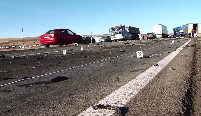 Accident grav in apropiere de Turda. Un sofer si-a pierdut viata dupa ce a intrat cu masina pe contrasens si a lovit un TIR