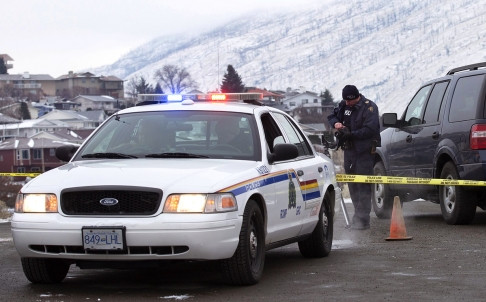 Un adolescent canadian, de 15 ani, risca sa primeasca 25 de ani de inchisoare. Motivul pentru care a furat 2200 de dolari