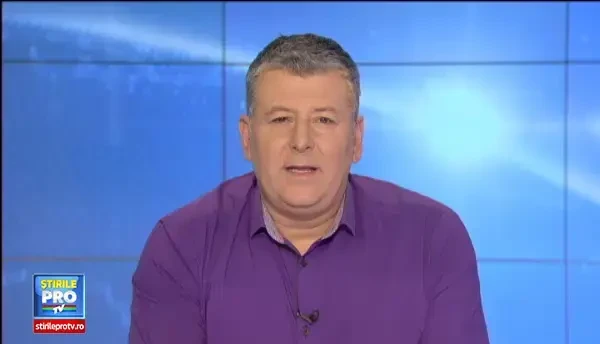 Gest impresionant la o scoala din Gorj. Elevii au adunat PET-urile de pe soseaua Transalpina si au construit o sera din ele