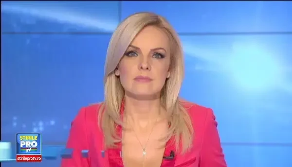 Taifunul Hagupit a lovit Insulele Filipine. Milioane de oameni s-au refugiat in biserici si adaposturi